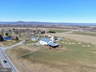 4580 Saint Thomas Williamson Rd, Chambersburg, PA 17202 - photo 7