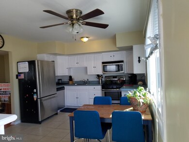 206 W Cedar Ave, Oaklyn, NJ 08107 - photo 3