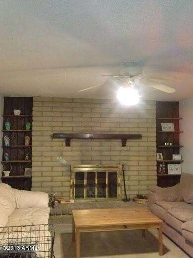 family room fireplacr