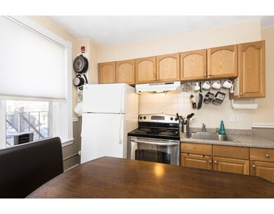 6 Bedford St unit 2R, Somerville, MA 02143 - photo 3