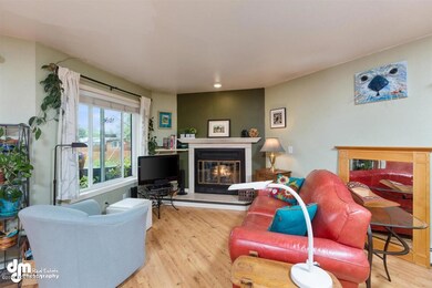 04-Living Room MS_0779