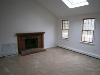 19 Circuit Rd E, West Yarmouth, MA 02673 - photo 5