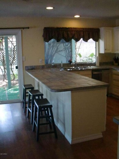 Kitchen 4