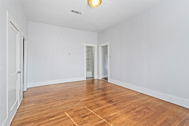 516 Mill St unit B, Denton, TX 76205 - photo 7