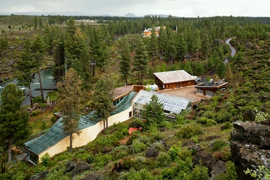 unlisted-address, Bend, OR 97702 - photo 2