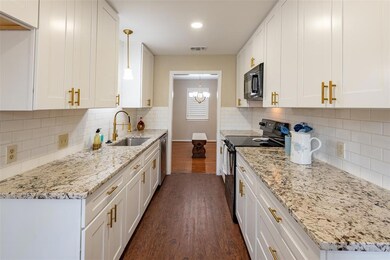 2 Lincolnshire Cir, Bedford, TX 76021 - photo 6