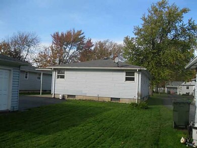 348 Summit Blvd, North Tonawanda, NY 14120 - photo 4