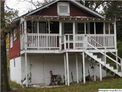 Apartment over garage with separate electric meter