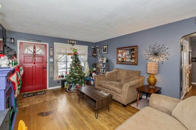 253 N 16th Ave, Beech Grove, IN 46107 - photo 2