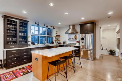 3 bedroom side Kitchen