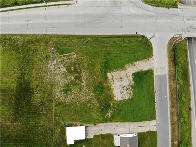 2221/2223 S 22nd St, Saint Joseph, MO 64503 - photo 6