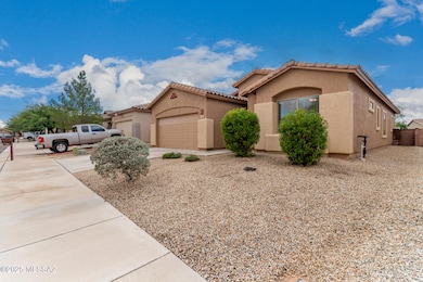 9144 S Whispering Pine Dr, Tucson, AZ 85756 - photo 3