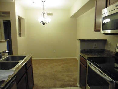 Kitchen /Dining