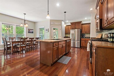 3703 Stone Pine Cir, Manhattan, KS 66503 - photo 5