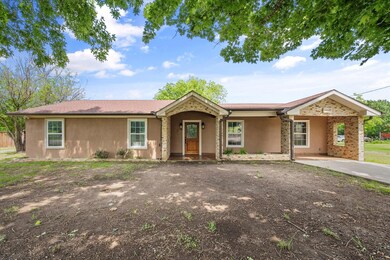 1413 Hidden Hills Dr, Corsicana, TX 75110 - photo 4