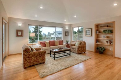 733 Edmonds St, Edmonds, WA 98020 - photo 6