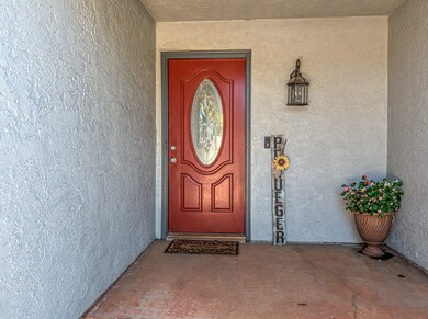 2581 Keylod St, Redding, CA 96002 - photo 4