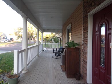 Country Style Front/Covered Porch