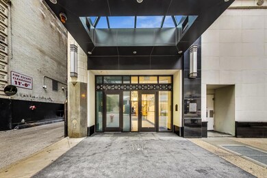 unlisted-address, Chicago, IL 60603 - photo 2