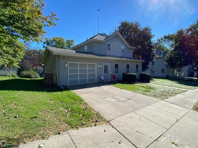 704 E Division St, Audubon, IA 50025 - photo 3