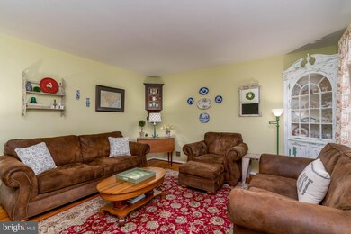 305 Highmeadow Rd, Reisterstown, MD 21136 - photo 4