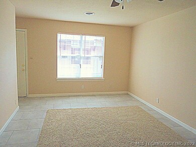 6116 S Madison Place unit A, Tulsa, OK 74136 - photo 5