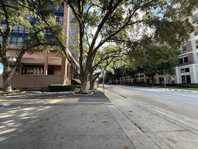 Oxford Condominium unit 1403, Houston, TX 77056 - photo 5