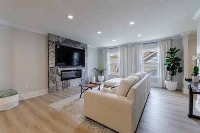 923 Lenox Hill Ct NE unit 1, Atlanta, GA 30324 - photo 4