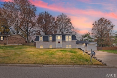 232 Sherwood Dr, Glen Carbon, IL 62034 - photo 2