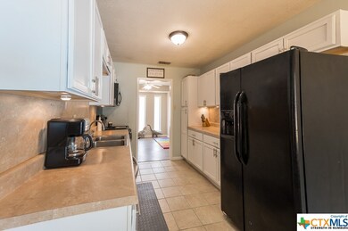 901 Laurie Ln, Copperas Cove, TX 76522 - photo 7