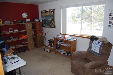 53970 Pine Grove Rd, La Pine, OR 97739 - photo 6