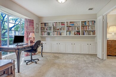 307 Yorkchester Dr, Houston, TX 77079 - photo 5