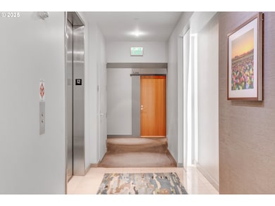 The Meriwether unit 1206, Portland, OR 97239 - photo 3