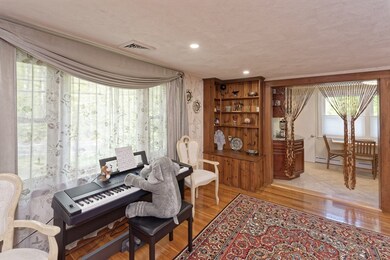 606 Liberty Square Rd, Boxborough, MA 01719 - photo 6