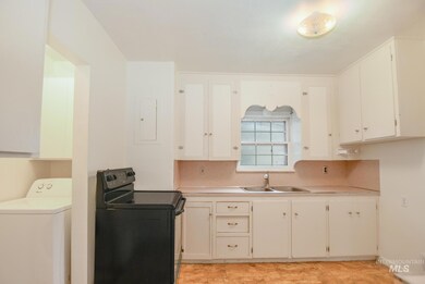 1007 S Ivy St, Nampa, ID 83686 - photo 7