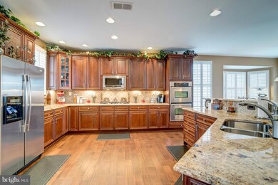 43101 Barnstead Dr, Ashburn, VA 20148 - photo 2
