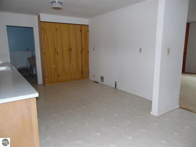 406 E 4th St, Whittemore, MI 48770 - photo 2