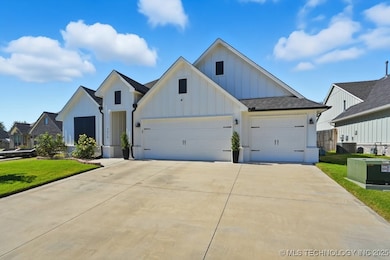 9218 N 141st East Ave, Owasso, OK 74055 - photo 5