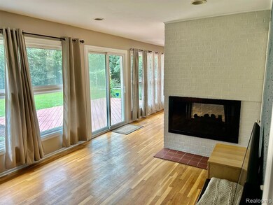 32615 Briarcrest Knoll, Farmington Hills, MI 48334 - photo 5