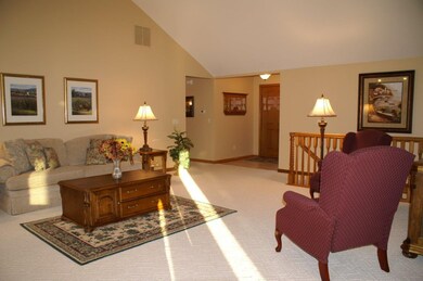 14419 Miracle Ct, Grabill, IN 46741 - photo 7