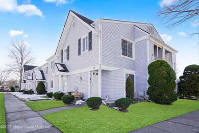 559 Correll Ave unit 34, Staten Island, NY 10309 - photo 2