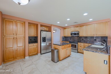 Open and Bright Kitchen