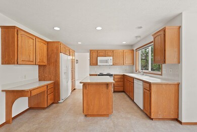 16117 N Glencrest Dr, Spokane, WA 99208 - photo 4