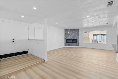 13765 Deauville Dr, Victorville, CA 92395 - photo 5