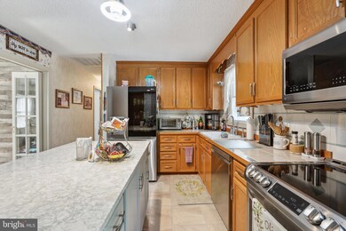 6535 Venison Dr, Fredericksburg, VA 22407 - photo 3