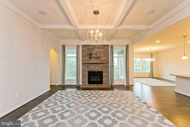 100 Atlantis Ln, Lake Frederick, VA 22630 - photo 2