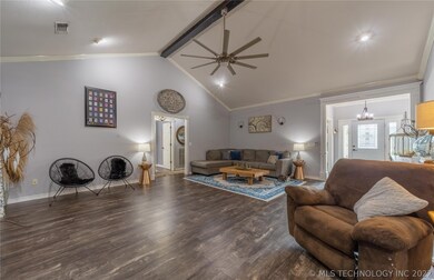 1908 Whipporwill Ave, McAlester, OK 74501 - photo 6