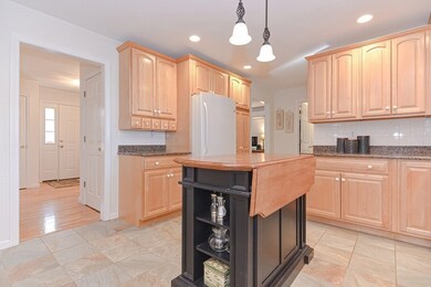 715 Mendon Rd, Northbridge, MA 01534 - photo 5