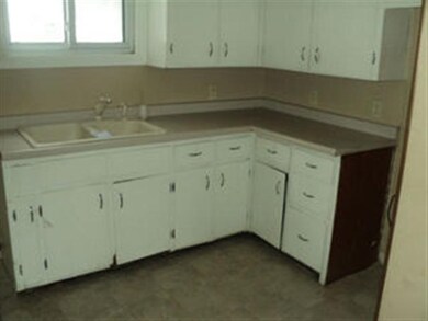 105 Wisconsin St, Camp Douglas, WI 54618 - photo 4