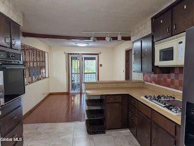 31 St George Place, Schenectady, NY 12304 - photo 7